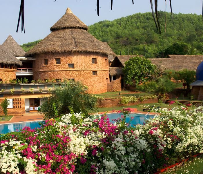 wellness retreats india